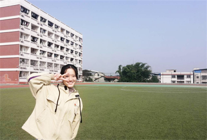 勵志勤學，在激情奮斗中綻放青春光芒